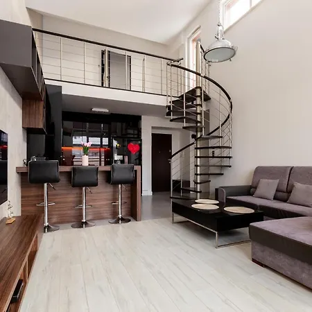 アパート Janki Bryla Two-level By Bookinghost