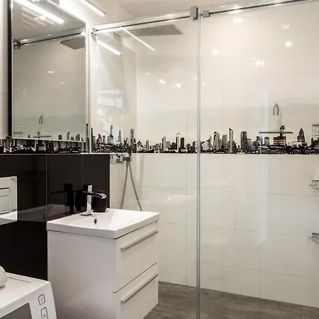 Janki Bryla Two-level By Bookinghost * グディニャ