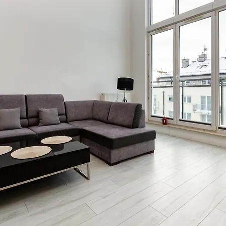 アパート Janki Bryla Two-level By Bookinghost *