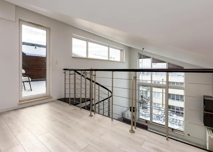 Janki Bryla Two-level By Bookinghost * غدينيا